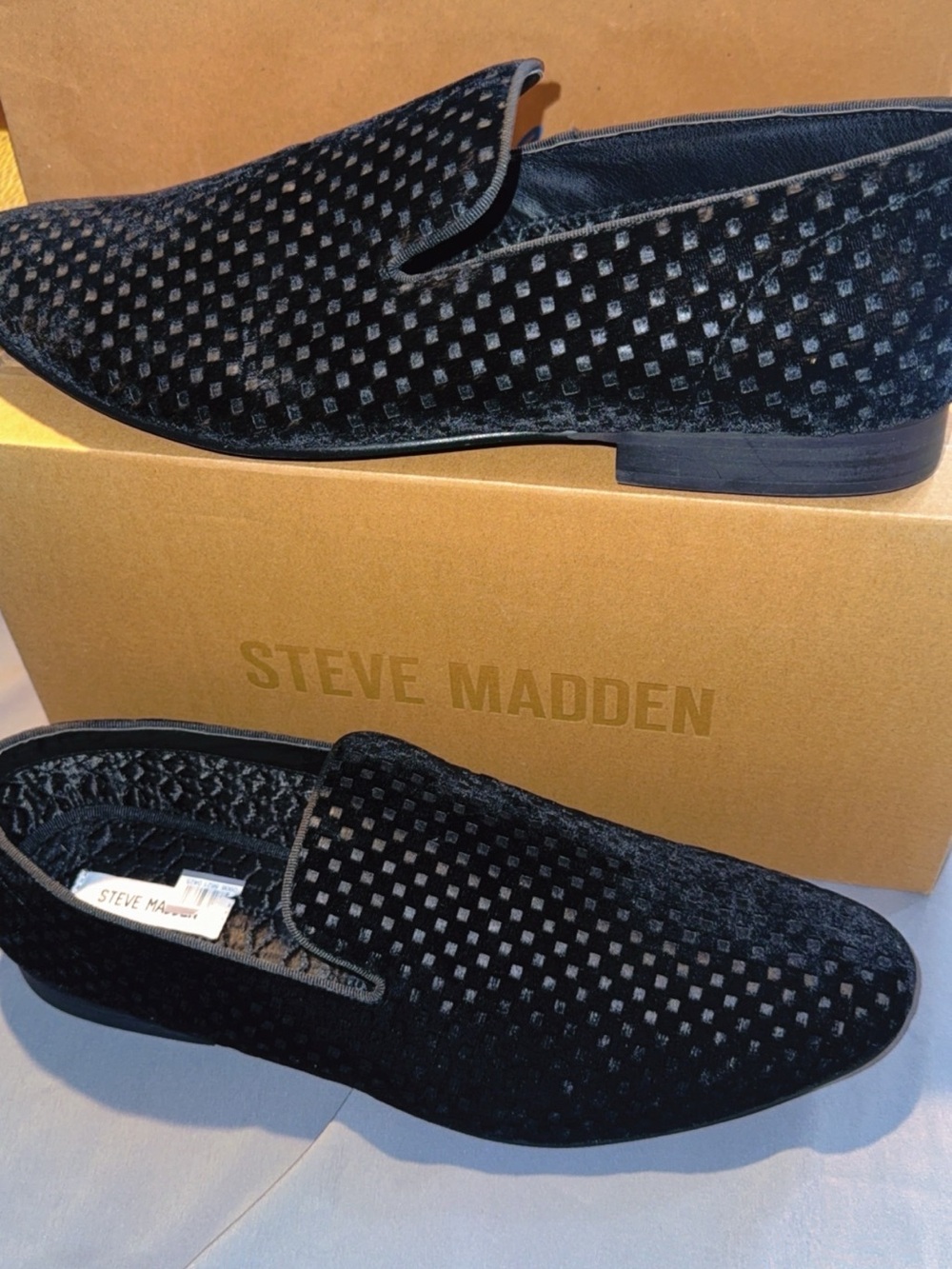 Steve Madden Black Velvet Patterned Slip-On Loafers